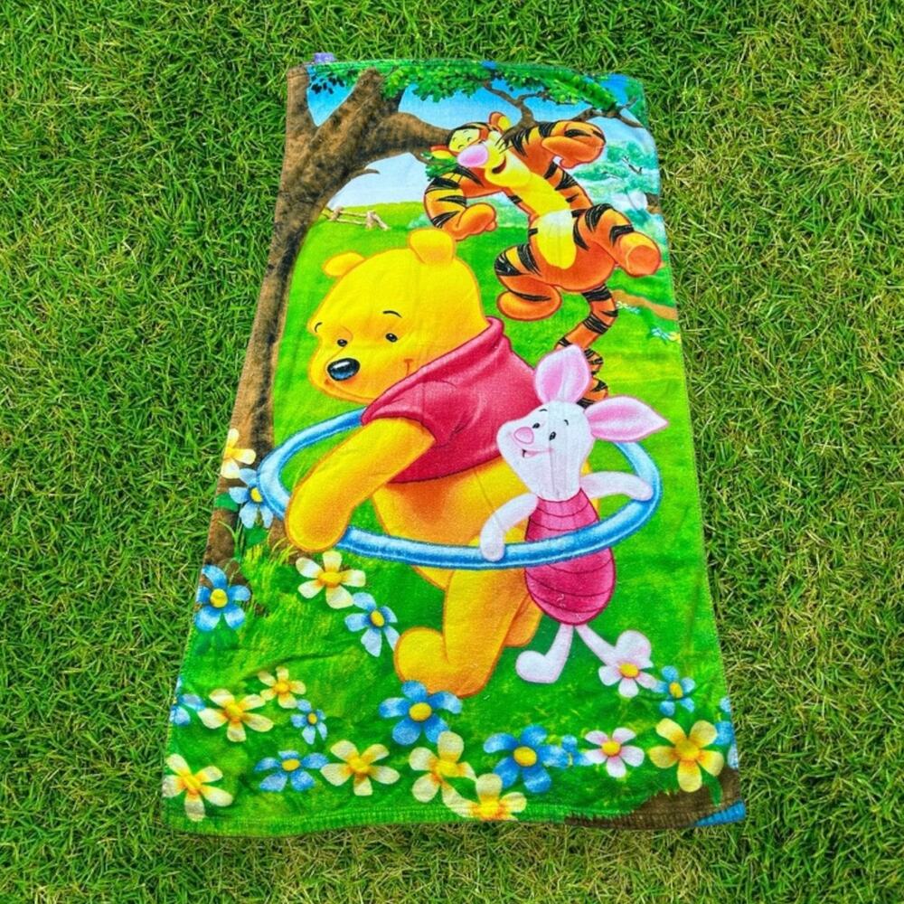 Vintage Y2K Disney Winnie the Pooh Tigger Piglet Beach Towel